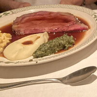 ロウリーズ・ザ・プライムリブ 恵比寿ガーデンプレイス店 - 