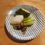 初小川 - 鰻重に付く漬物