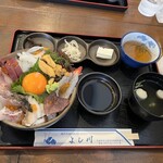 レストラン よし川 - こちらは大盛