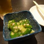 鮮藍坊 - お通しはオクラ