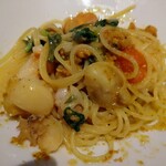 イルポルト - 手長エビ・ウニ・アワビのパスタ　ビアンコソース