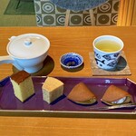 黒船 - ドリンク写真:黒船プレート（ドリンク付き）
飲み物は煎茶（京都宇治産茶葉使用）