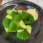 かしわ網焼食堂 しんさん - めちゃうま！きゅうり