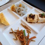 ホテル オーレ イン - 自然食とか健康食のような見た目ですが、薄味で素材の良さが活かされてます