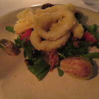 RESTAURANT DAZZLE - ヤリイカのフリットと芽キャベツ