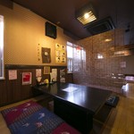 Yakitori Torihana - 店内は全て掘りごたつ式なので、ゆったりとくつろいで、お料理やお酒を楽しめる！