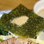らーめん車屋 - 魚粉