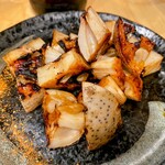 大衆炉端 心 - レンコン醤油炙り 680円