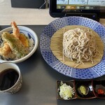 蕎麦と天ぷら よし蔵 - 