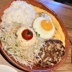 びっくりドンキー - 追加ディッシュ、追加バーグ、目玉焼きトッピング、ライス大盛り