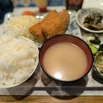 Izakaya Mitsugu - ホッケフライ