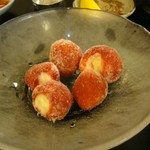 いっとう - 赤いのはイチゴ果肉