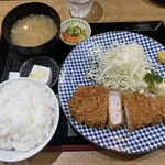 Tonkatsu Kurogane - 【ランチ限定】ロースカツ定食
