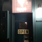 BLESS - 夜の店構え