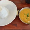 ダリ - ライス、チキンとタケノコのカレー