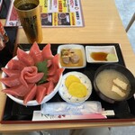 Kotsukotsu - ランチ:あふれ 本マグロ丼　1,000円税込　R6.5.9