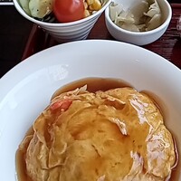 中国料理 芙蓉城 - カニ玉のせご飯　ハーフ