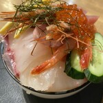 すし居酒屋 湊 - 裏側も 豪華⟡.·*.