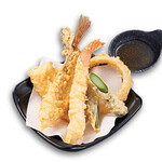 Assorted seasonal tempura ~with tempura sauce~