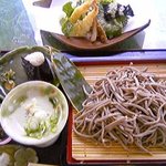 桜風庵 - 短めの素朴な田舎そば