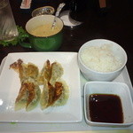 ラブレスグリーン - 青汁餃子ランチ