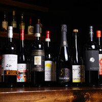 グラスワイン　泡、白、オレンジワイン、ロゼ、赤