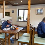 広野屋 - 店内（座席より右まわり）➡︎