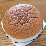 焼きたてチーズケーキのお店 アミーゴ - 参考　本家りくろーおじさんのチーズケーキ