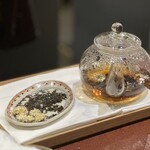 Chainizu Beddo - 中国茶