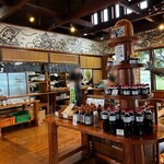 いろりや - 広々雰囲気○物販も