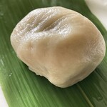 鈴懸 JR博多シティ デイトス店 - 麩饅頭