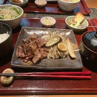 青山牛彩 - 