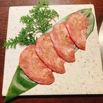 炭火焼肉 鶴兆 - 