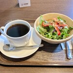 Ueshima Kohiten - ランチセット  ¥1,560: セットドリンク、サラダ