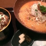 toriryourisemmontentorikaku - タンタン麺と唐揚げ丼のセット
