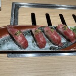 肉料理 KOJIRO - 和牛の炙り寿司