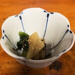 川蝉 - 小鉢　大根とわかめの胡麻油炒め煮