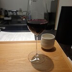 Chuukasoba Perudori - 赤ワイン700円