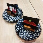 Kaisashimi Semmon Tenshirahara - 名物の「赤酢しゃり手巻き寿司」