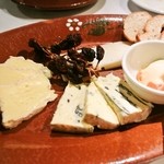 Manuel Casa de Fado - チーズの盛り合わせ