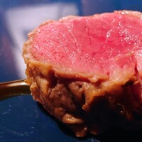 フィオッキ - 仔羊の藁包みロースト