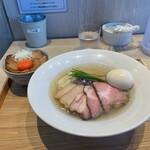 宍道湖しじみ中華蕎麦 琥珀 - 