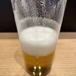 ビールスタンド重富 - 壁面にできている、泡の跡、細かい