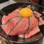 しゃぶらく亭 - ローストビーフ丼