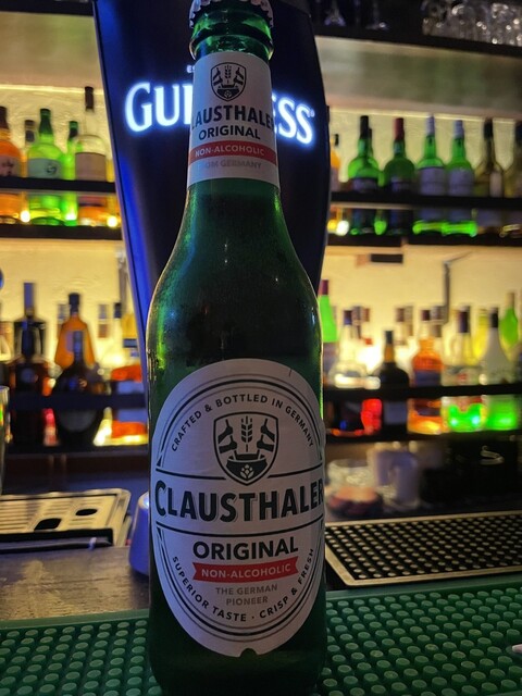 Dining Bar Sir Lie underground