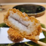 鮨 かぐら - 鱧 はとてもジューシーで トロンとした食感でした