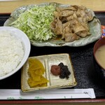 大松食堂 - 料理写真:にんにくだれ焼肉定食(¥950)