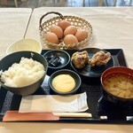 Benten No Sato - ■卵かけごはん定食 ￥890
                      ごはん・味噌汁・唐揚げ2個・小鉢・卵3個