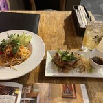 タイ料理 スワンナプームタイ - 