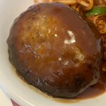 ハンバーグレストランHACHI - ハンバーグも付いています♪